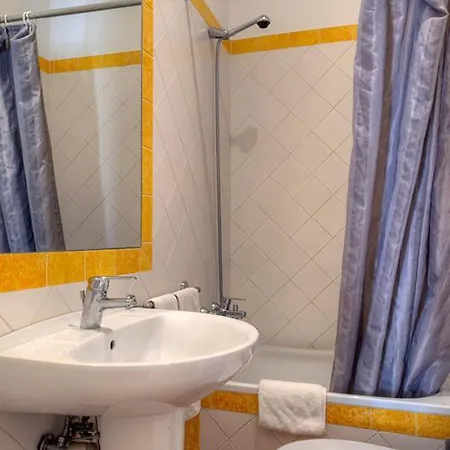 Angola 1 - 6 Bedrooms * Lisbon