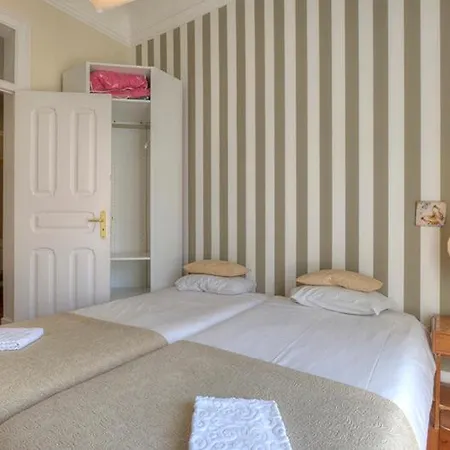 Angola 1 - 6 Bedrooms Lisbon