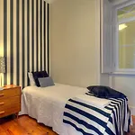 Angola 1 - 6 Bedrooms Lägenhet *